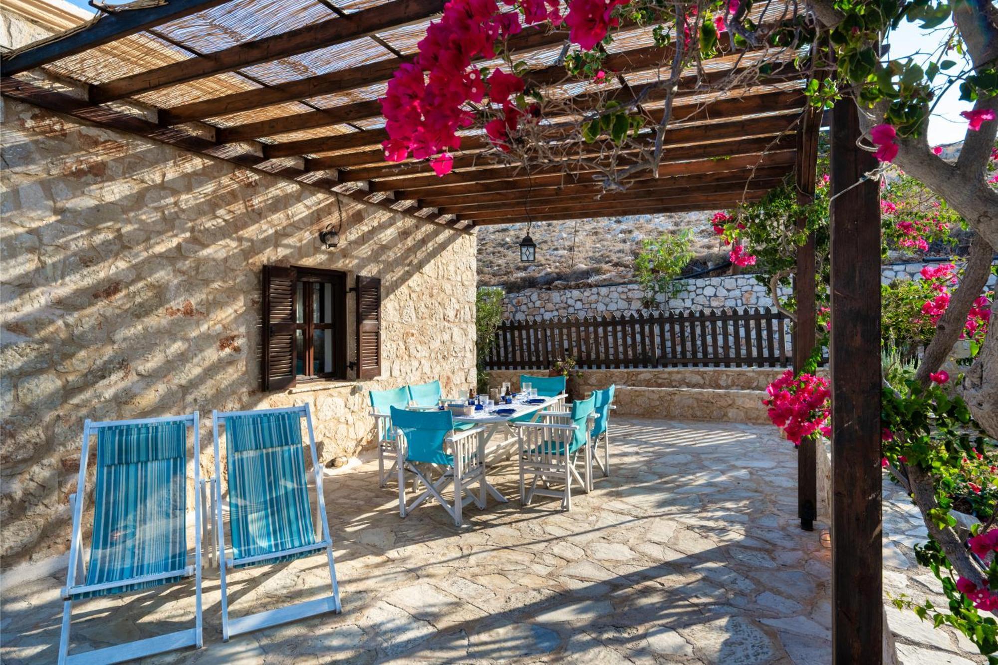 Villa Ftenagia Chalki Town Luaran gambar