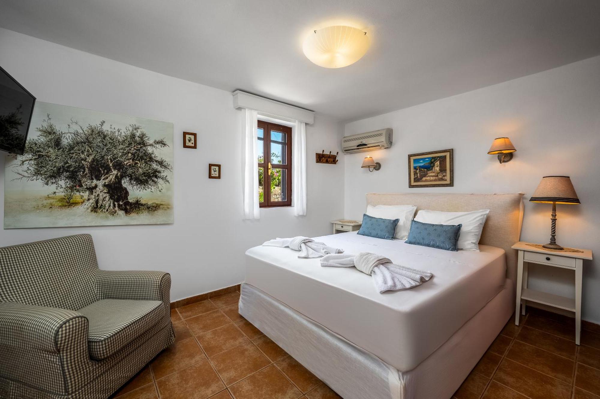 Villa Ftenagia Chalki Town Luaran gambar